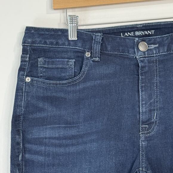 NWT Lane Bryant Low Rise Super Stretch Capri Jeans Size 18 Blue Dark Wash - Picture 6 of 14